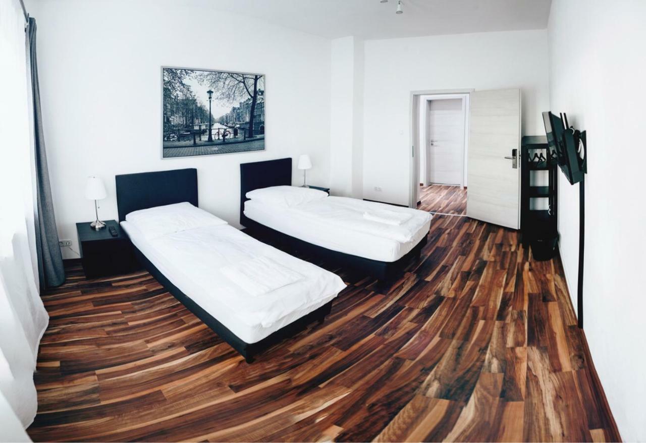 Bedroom ニュルンベルク エクステリア 写真